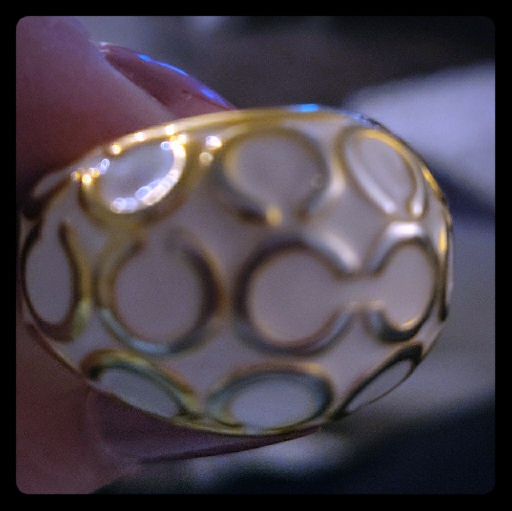Coach Ring